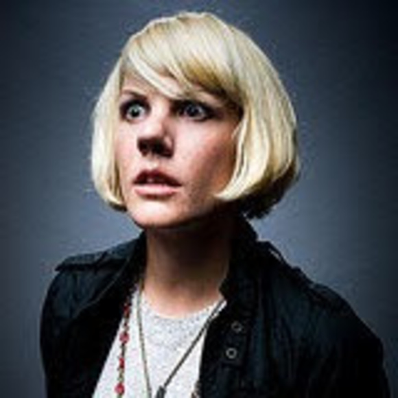 Meet your Posher, Emily - Picture 1 of 1